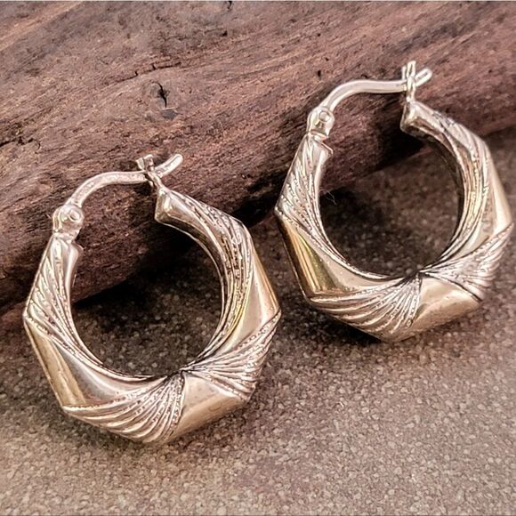 Vintage Sterling Twisted Drape Hoop Earrings - Picture 4 of 6